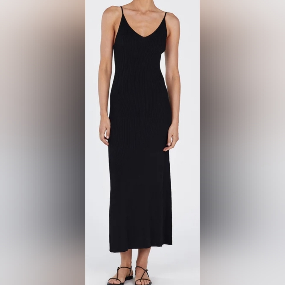 Freshman Black Knit Midi‎ Dress